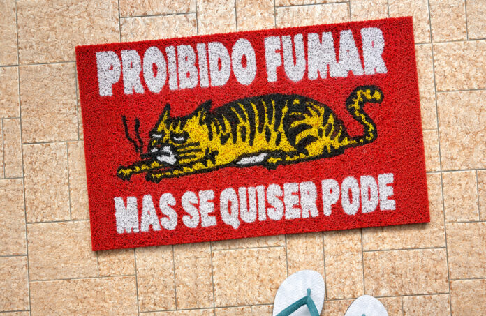 Capacho com a frase 